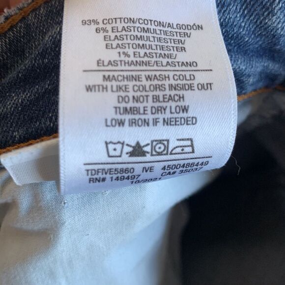 Joe’s Jeans The Niki Mid Rise Distressed Cropped Boyfriend Jeans Sz 30 - Picture 11 of 11